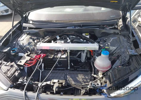 2025 Audi Q6 E-Tron Premium Plus Quattro z USA, uszkodzony, nr VIN WA124BGF2SA067600